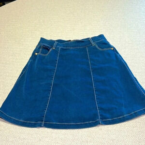 Grace The Perfect Fit  Model Blend Skirt. Size 6